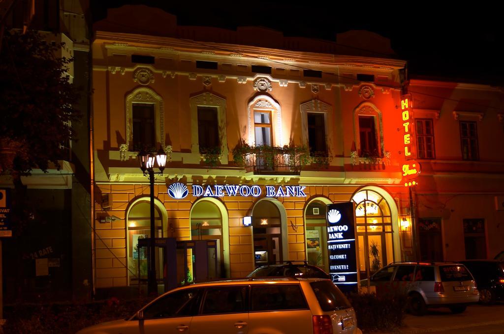 Hotel Dana 2 Satu Mare Exterior foto